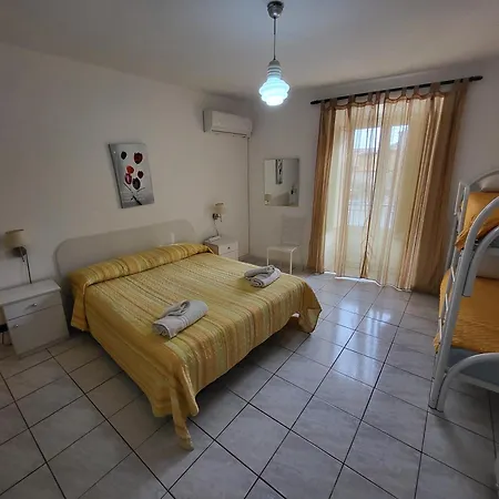 Al Dammuso Diffuso In Centro 3* Agrigento